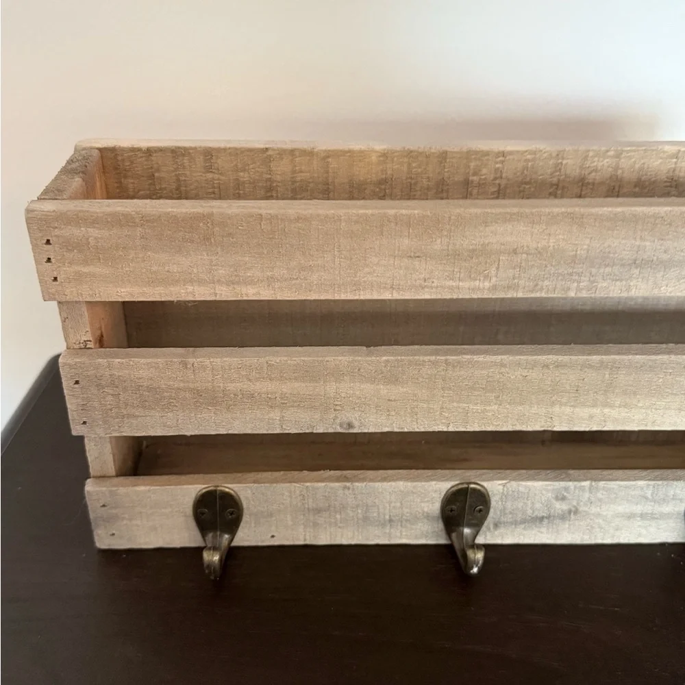 Rustic Wooden Wall Organizer Mail Slot & Key Hooks Light Natural Wood.